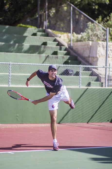 Tennis. Photo by Nayali Perez.