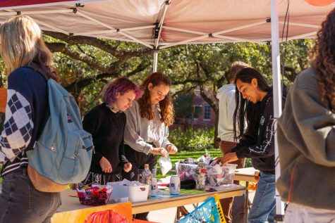 Student vendors sell their art to other students at Wednesdays Art Market, hosted by Trinity Art Collective and the Student Programming Board.