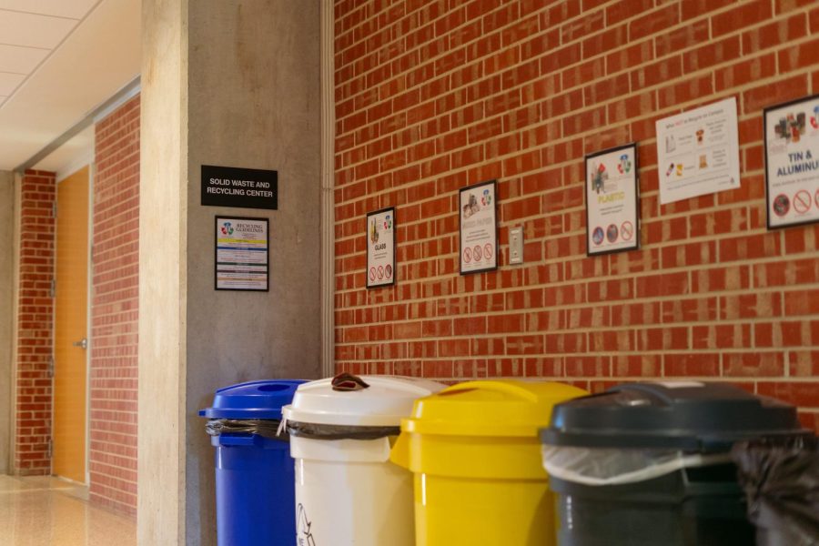 Various+types+of+waste+can+be+disposed+of+in+these+bins+around+campus.